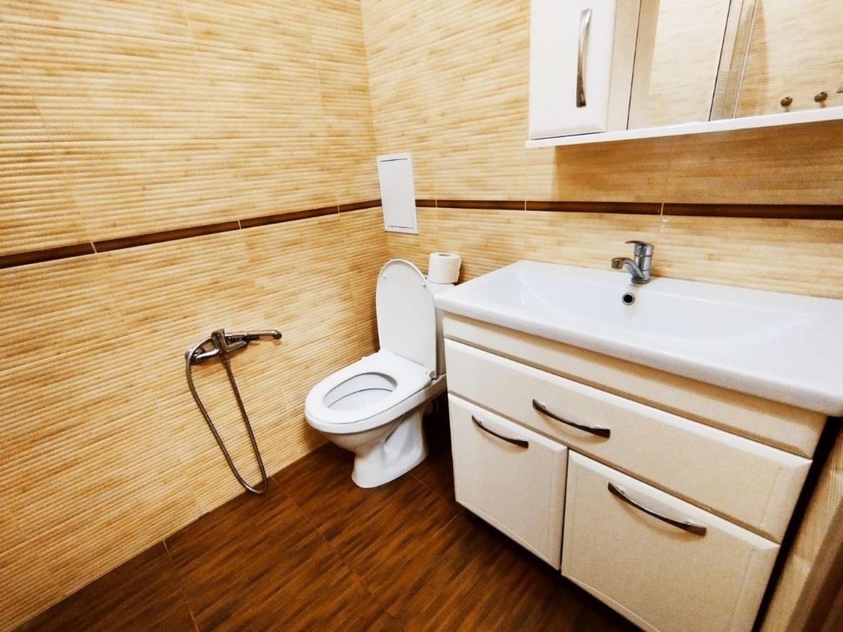 1-Bedroom Apartment Near The Sea Odessa Exterior foto