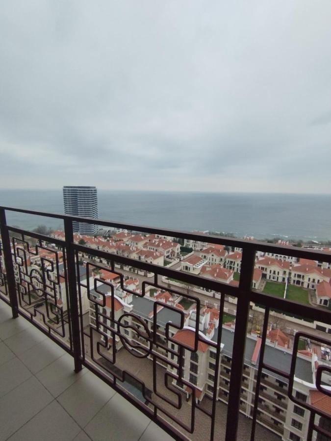 1-Bedroom Apartment Near The Sea Odessa Exterior foto